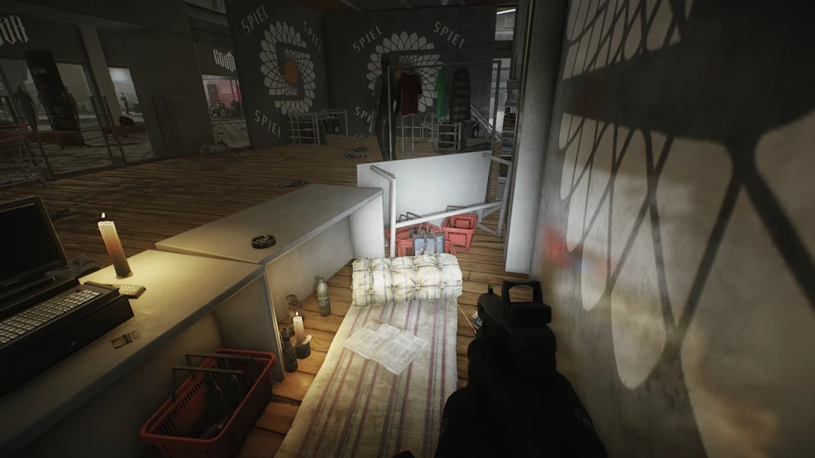 Spiel Bedroll document spawn screenshot on Interchange