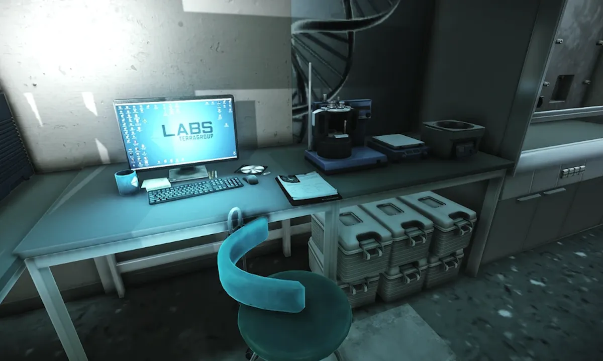 Green Computer Desk document spawn screenshot on The Lab