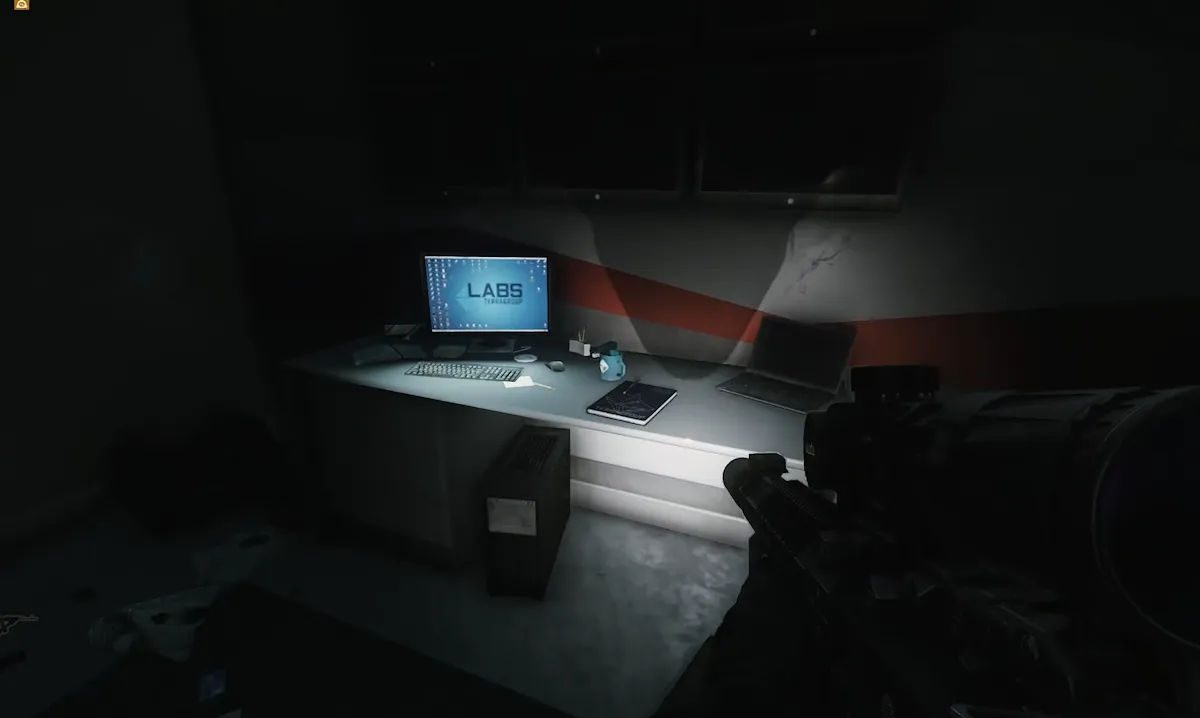 Violet/Red Computer Desk document spawn screenshot on The Lab