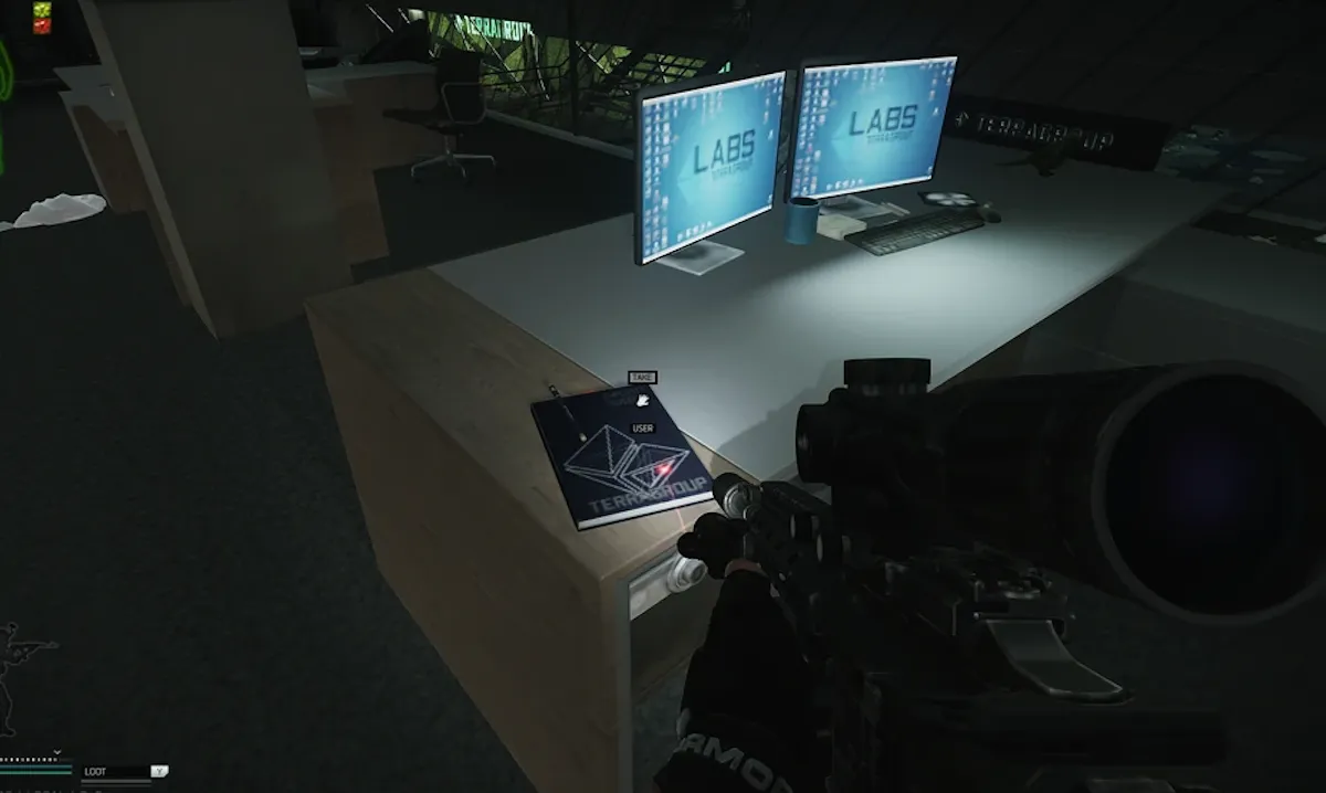 Manager's Desk document spawn screenshot on The Lab