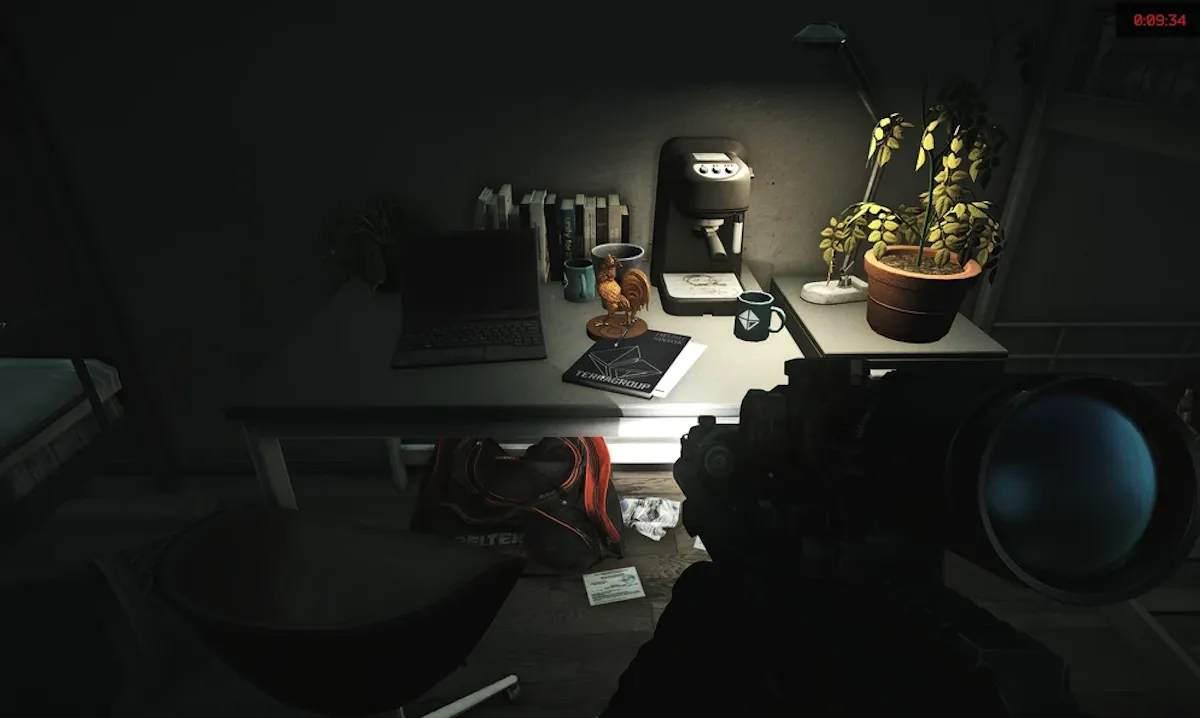 Residential Room Desk document spawn screenshot on The Lab