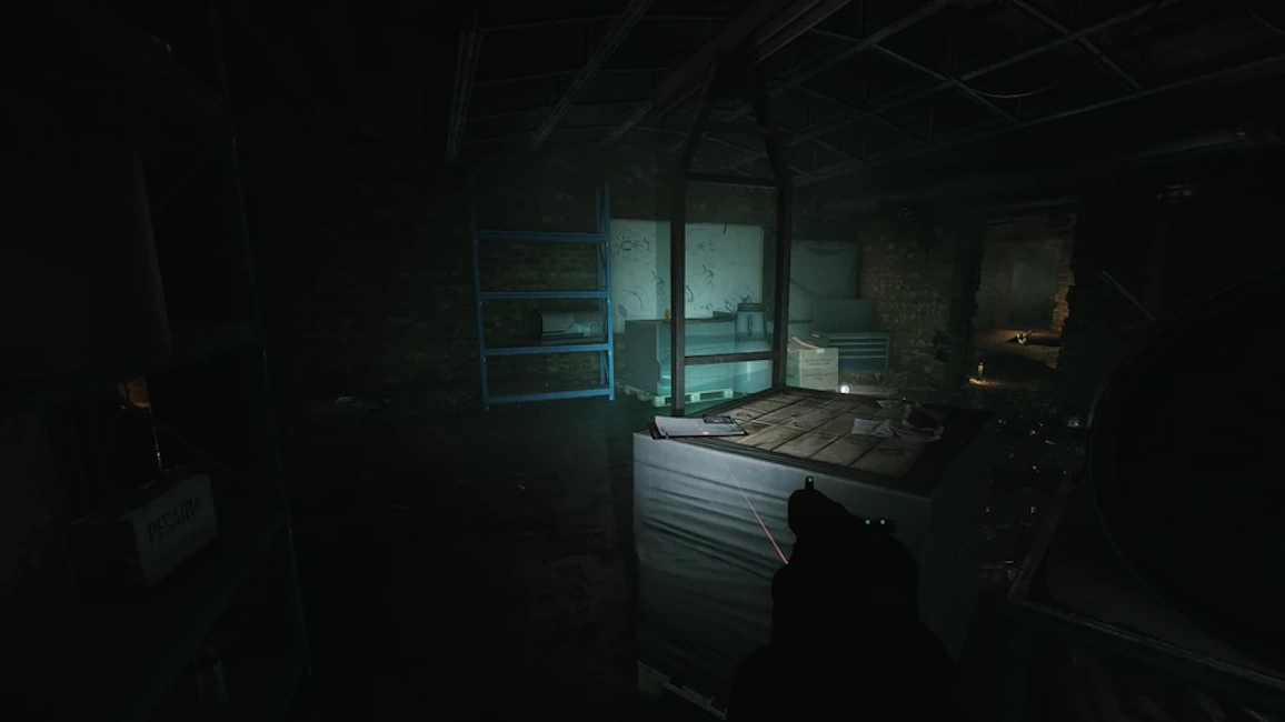 Assembly Room Crate 2 document spawn screenshot on The Labyrinth