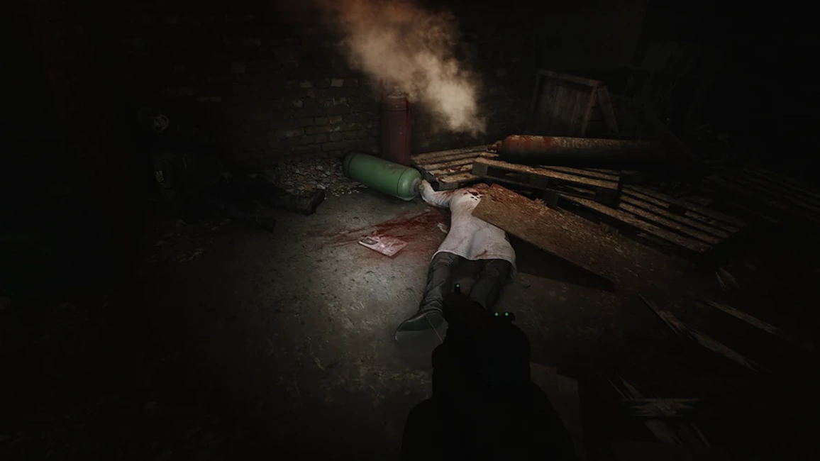 Dead Scientist 3 document spawn screenshot on The Labyrinth