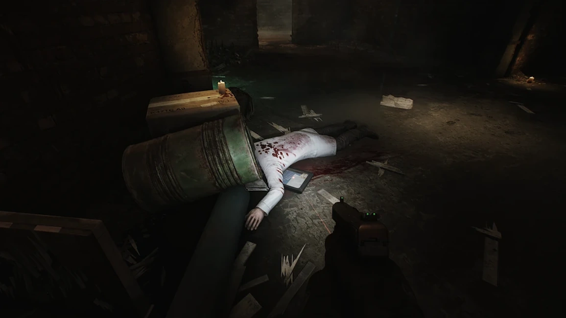 Dead Scientist 5 document spawn screenshot on The Labyrinth
